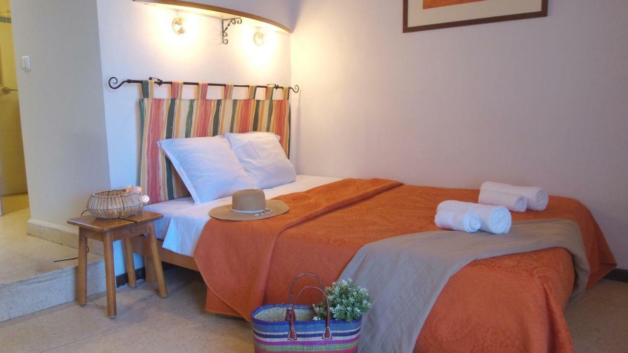 Vvf Luberon Provence Hotel Murs  Exterior foto